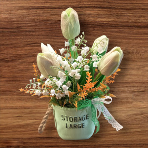 Tulipàn gyöngyvirággal 